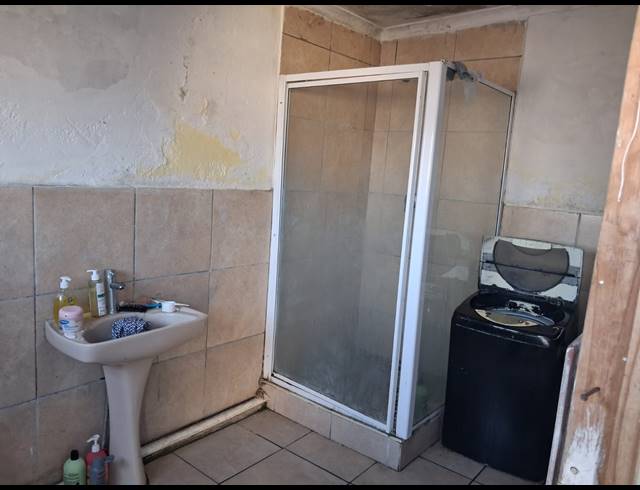 3 BEDROOM HOUSE FOR SALE IN AUSTERVILLE